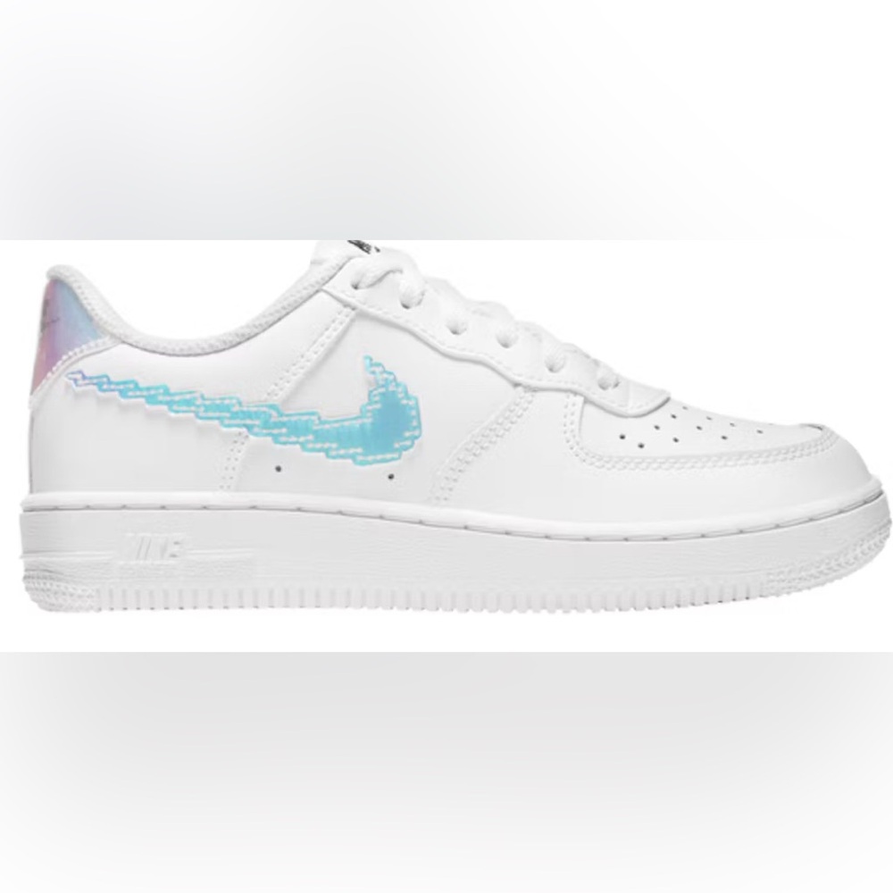 Nike Air Force 1 Low LV8
Iridescent Pixel Swoosh (Digital Swoosh)